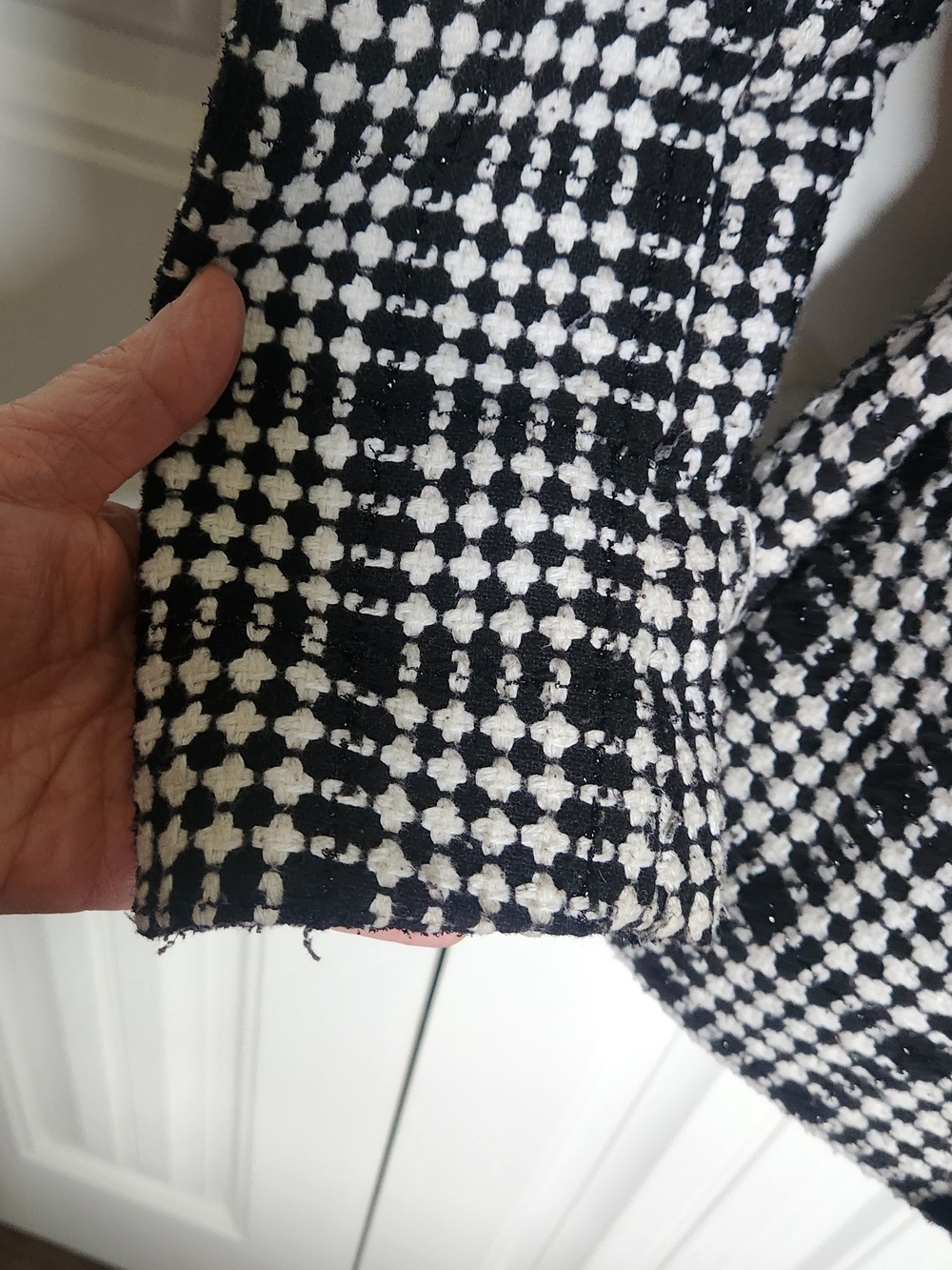 Black & White Houndstooth Plaid Tie-Waist Coat Rampage Women's Coat Size Small - Picture 7 of 13